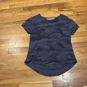 Splendid Gray and Black Camo Short Sleeve Tee Size S